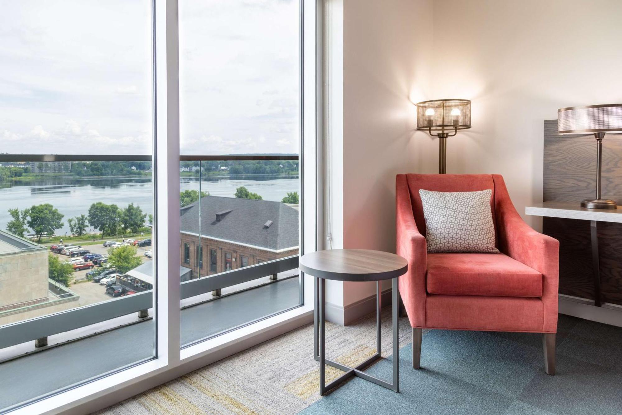 Hilton Garden Inn Fredericton Eksteriør billede